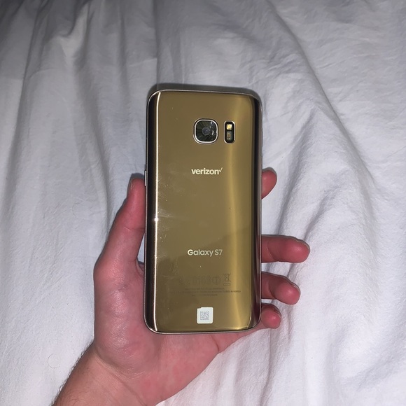 Samsung Galaxy S7 - Picture 1 of 9